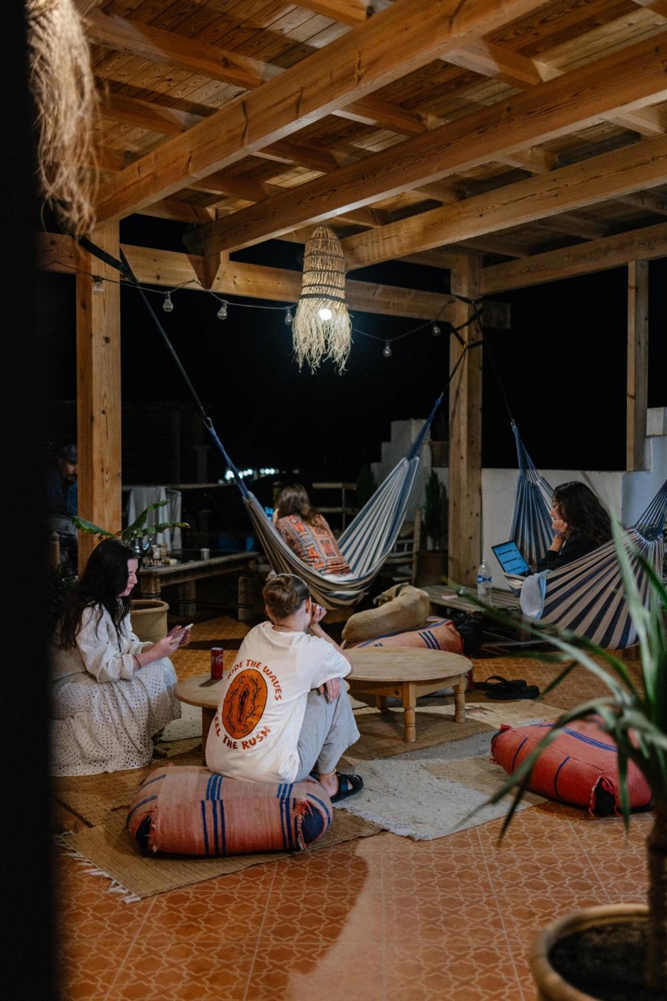 Arima Surf House Hostel Tamraght Buitenkant foto